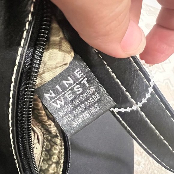 Y2K NINE WEST Black Leather Women's Bag - Picture 4 of 4